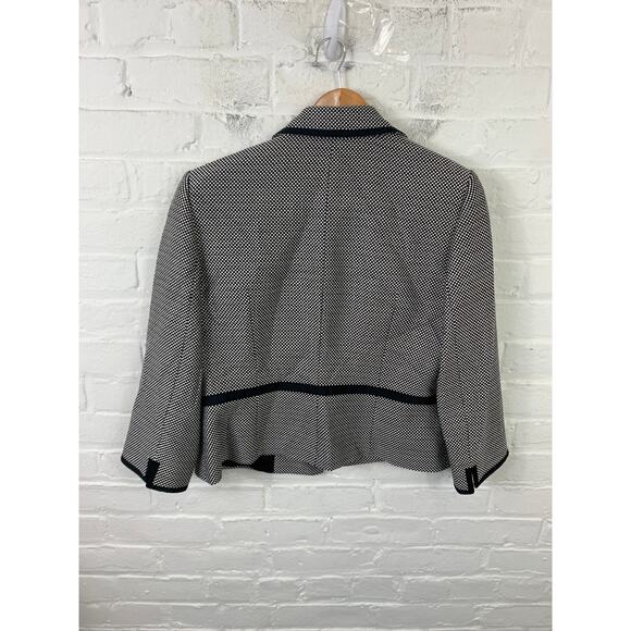 Tahari Women's Houndstooth Blazer Jacket Long Sleeve Black/White Size 10 Petite - Picture 2 of 4